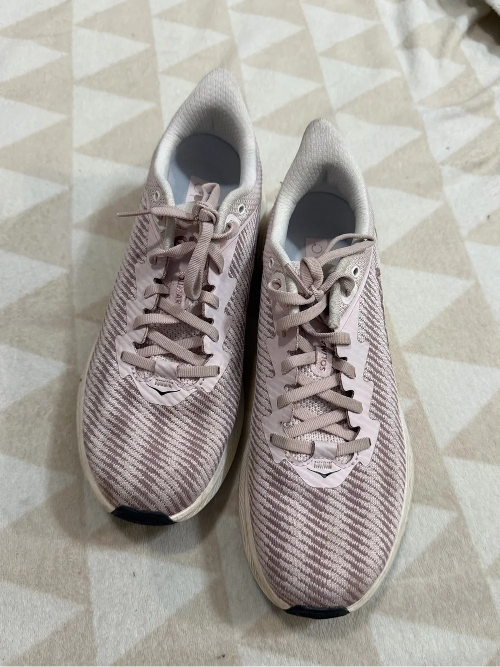 Hoka solimar cosmic pearl alabaster pink
